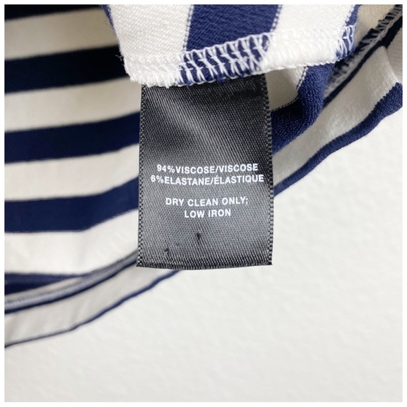 Lafayette 148 Reese Bedford Stripe Short-Sleeve Top Size‎ Medium - Picture 8 of 9